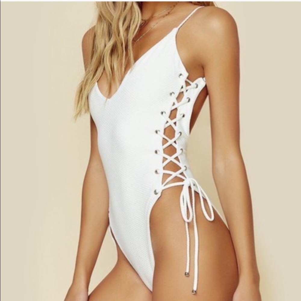 💙SOLD💙Blue life white one piece